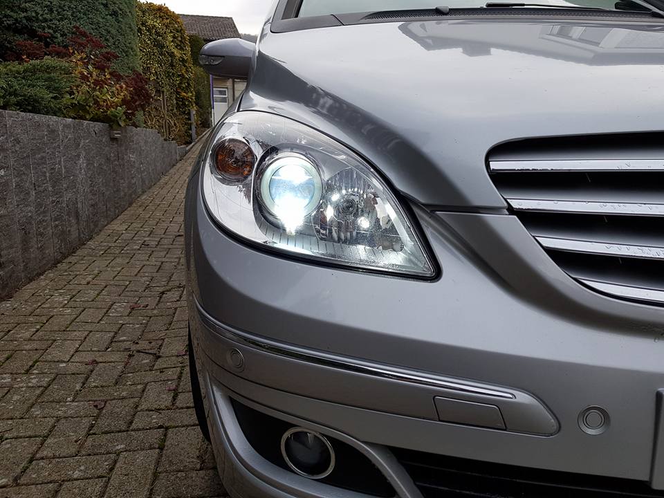 MERCEDES B-Klasse (W247) F2B ab 2018- LED Upgrade-Set mit Halogen-Scheinwerfer