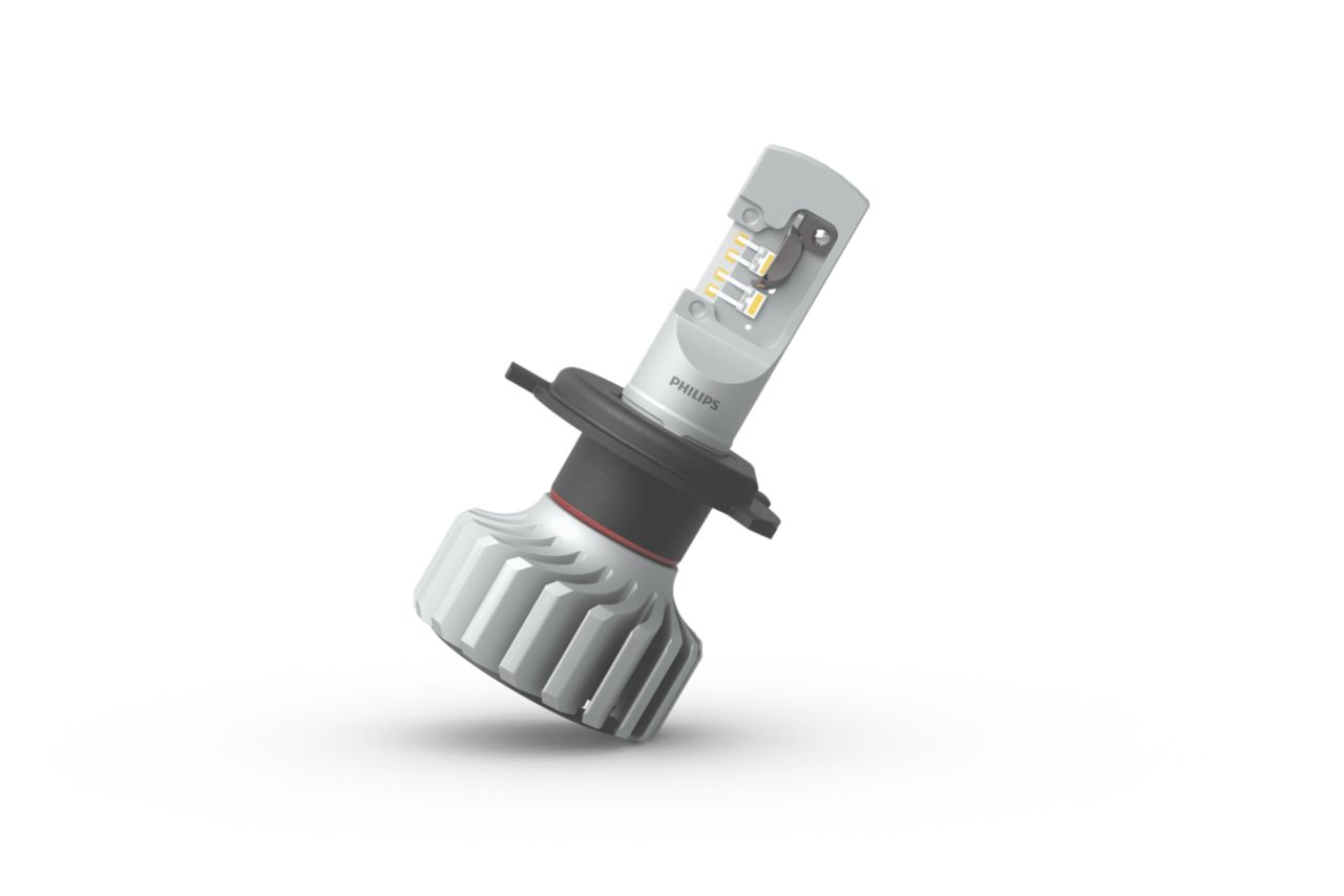 H4 LED Philips PRO6000 Boost avec homologation routière 300% de lumière en plus - 1 kit